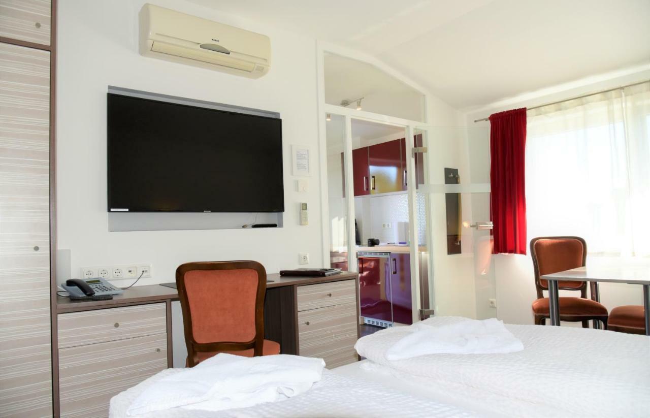 רוסטוק Appartement Vermietung Brunner מראה חיצוני תמונה